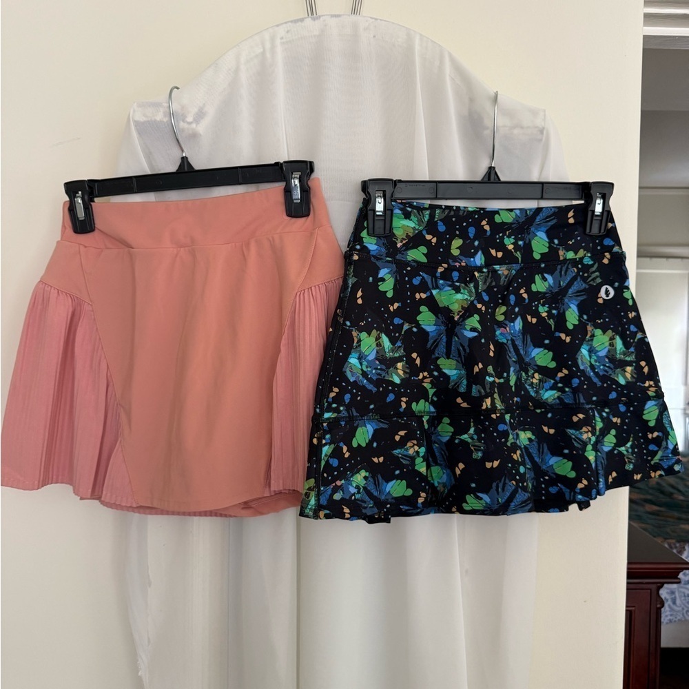 Excellent Condition Nike and Dona Jo Skorts XS